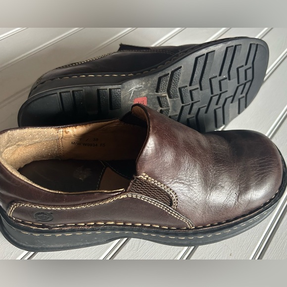 BÖRN womens size 7 leather slip on shoes - Picture 2 of 8